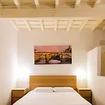 Lovely Portion Of Property Few Steps From Basilica Santa Croce